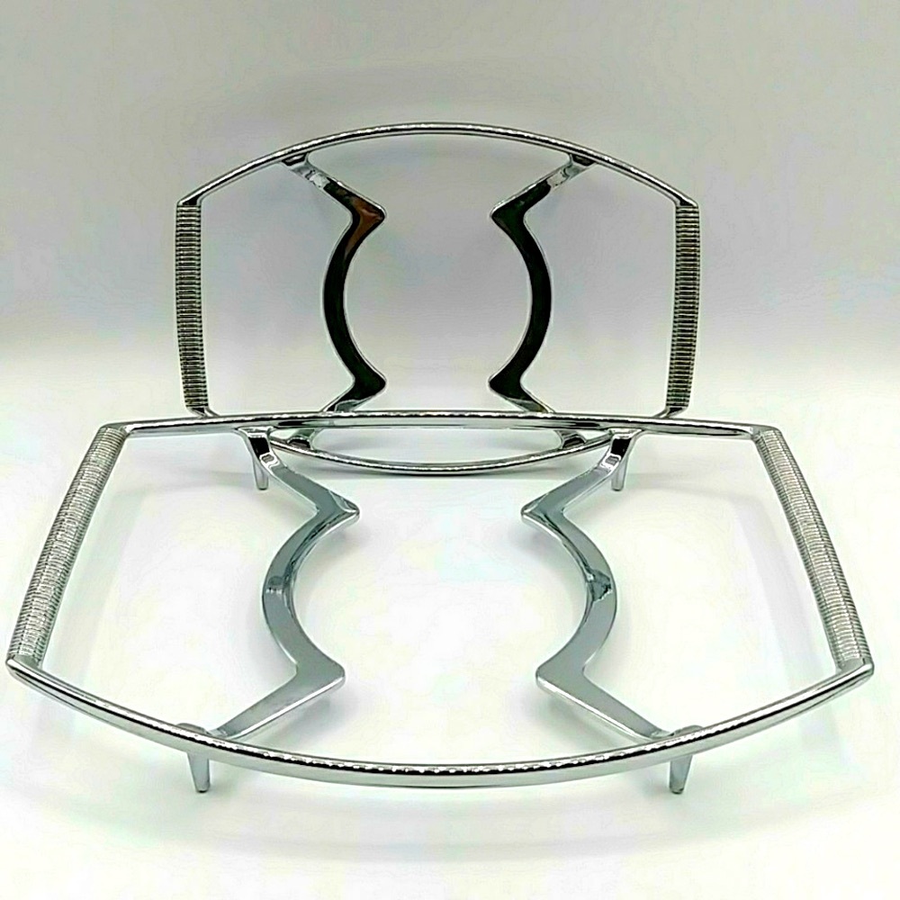 2 Corning Ware Serving Trivets. P-11 & P-10. Vintage